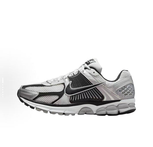 Nike Zoom Vomero5 Metallic Silver Black